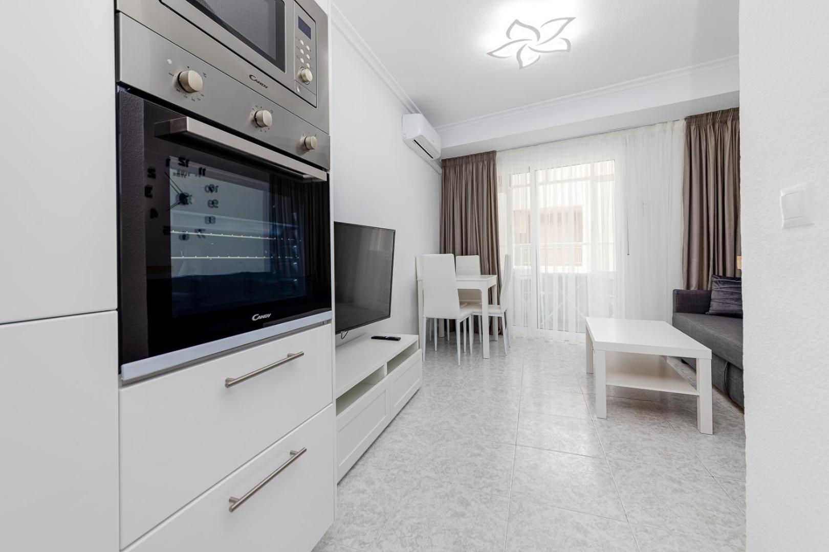 Calle Concordia 86, Two Bedroom Apartment, Up To 6 Guests, Near Del Cura Beach,Supermarket Mercadona And Central Bus Station Torrevieja Esterno foto